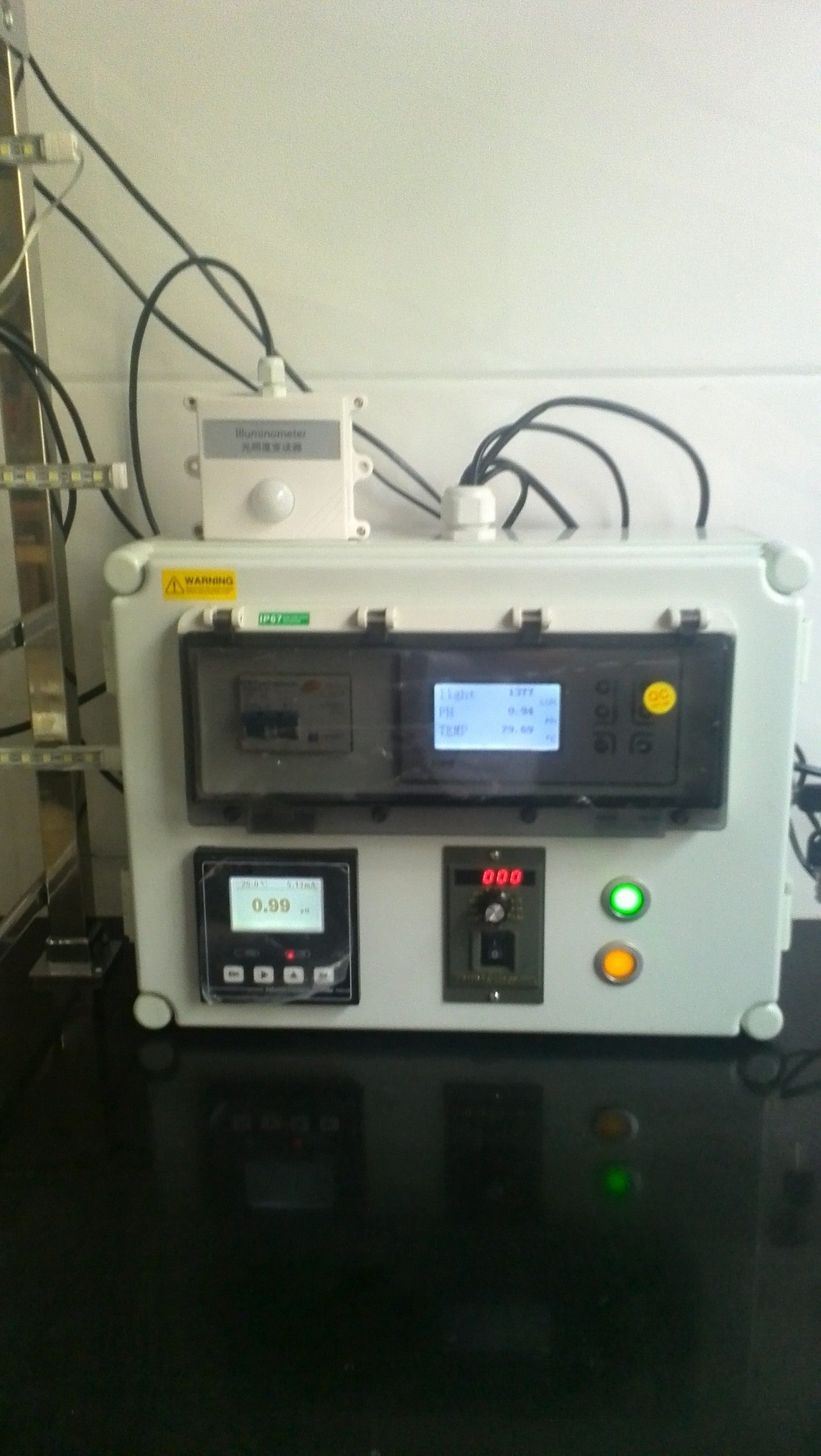 藻類培養(yǎng)參數(shù)控制記錄系統(tǒng) 藻類培養(yǎng)參數(shù)控制記錄系統(tǒng)